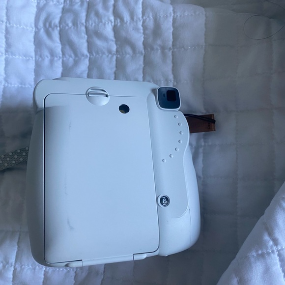 FUJIFILM INSTAX CAMERA - Picture 3 of 3